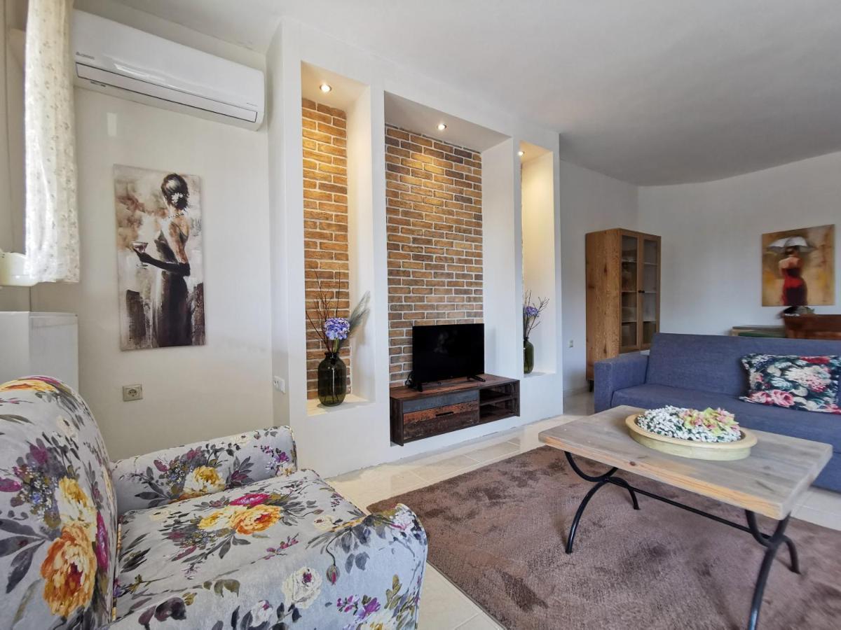 Palio Armonia Guest House Palaiontsiflikion Luaran gambar
