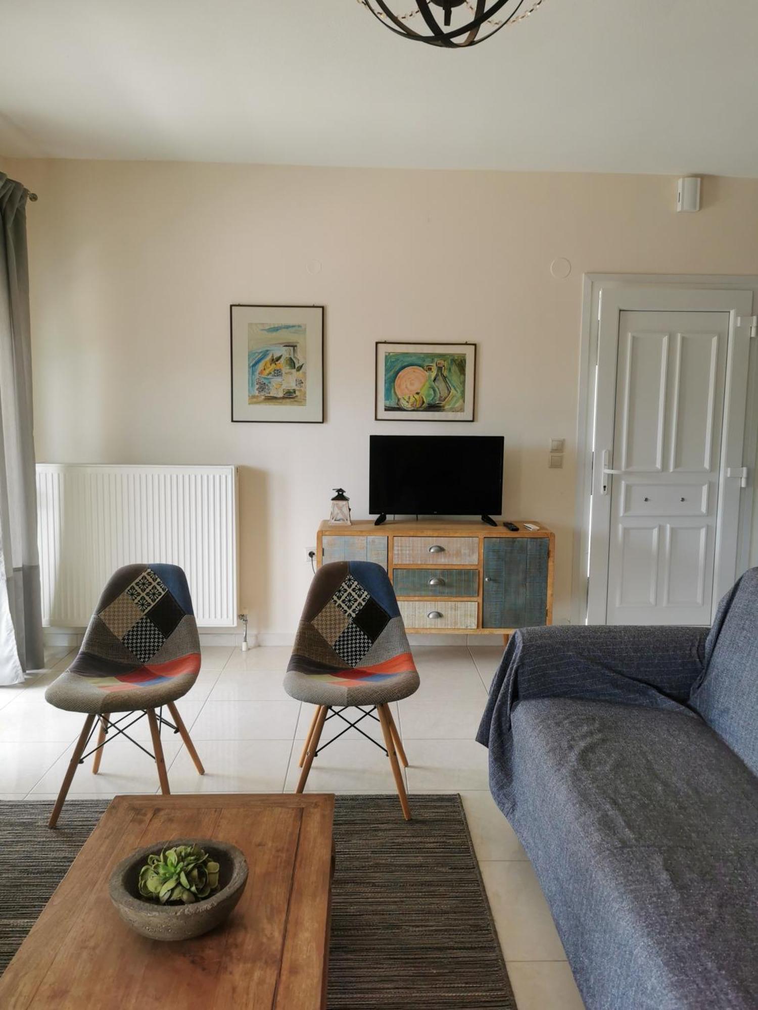 Palio Armonia Guest House Palaiontsiflikion Bilik gambar