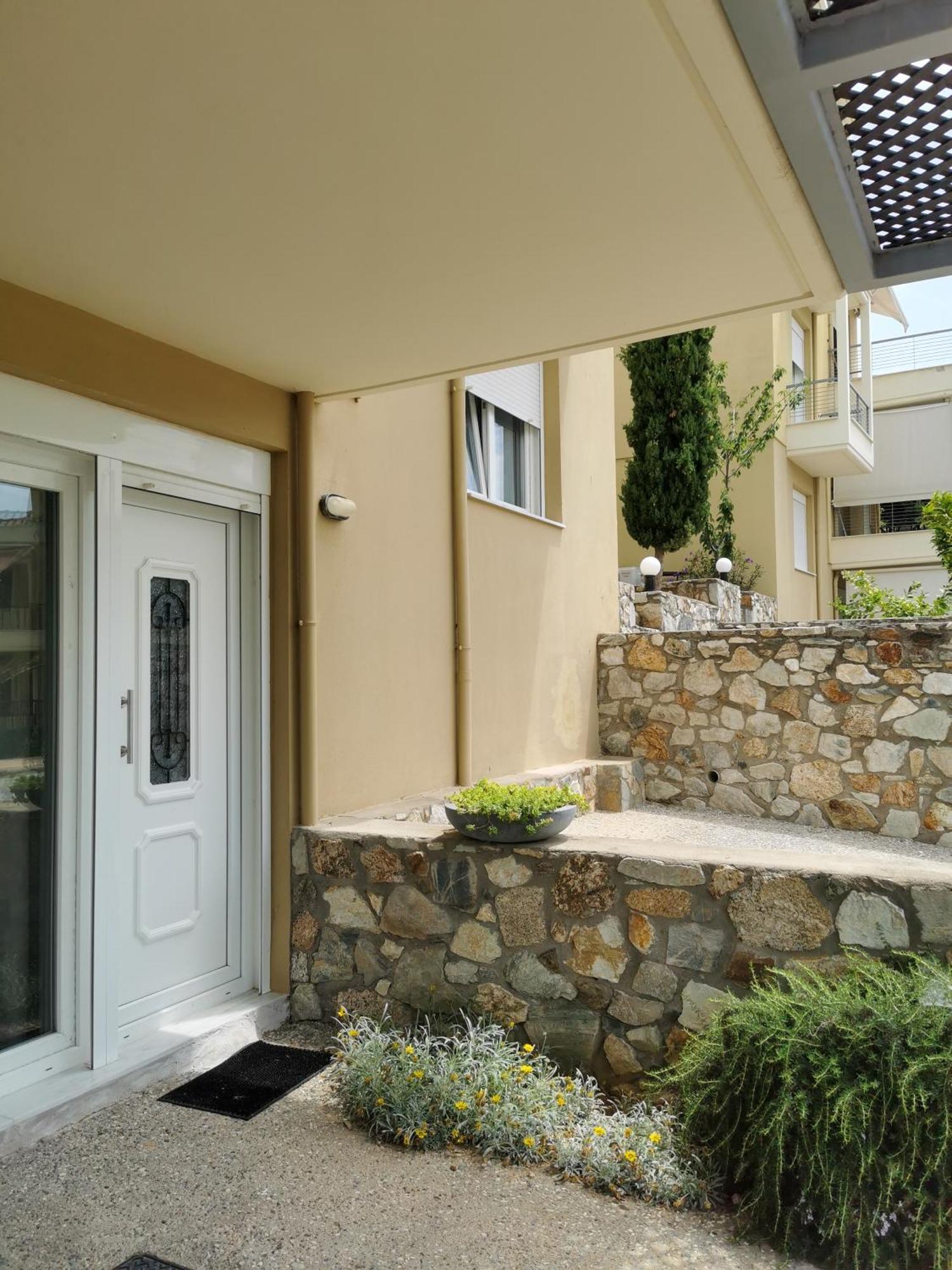 Palio Armonia Guest House Palaiontsiflikion Bilik gambar